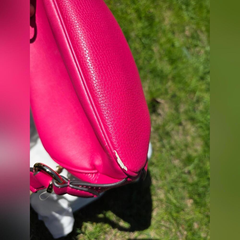 Michael Kors Pink Maisie Large Pebbled 2-in-1 Sling Pack - Picture 4 of 11